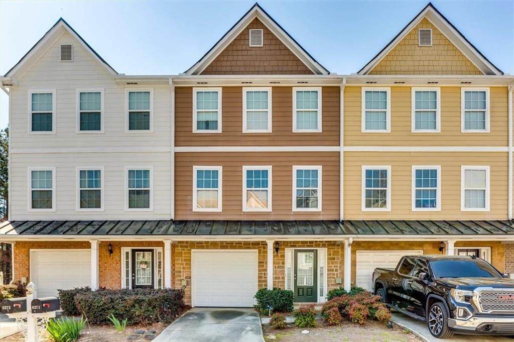 6371 Redan Square - Photo 1