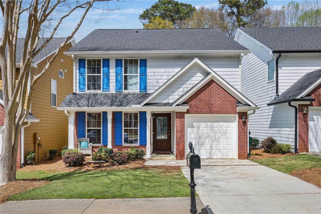 1477 Gates Circle - Photo 1