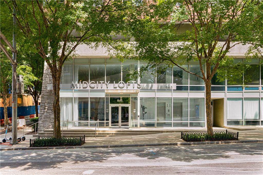 845 Spring Street - Photo 1