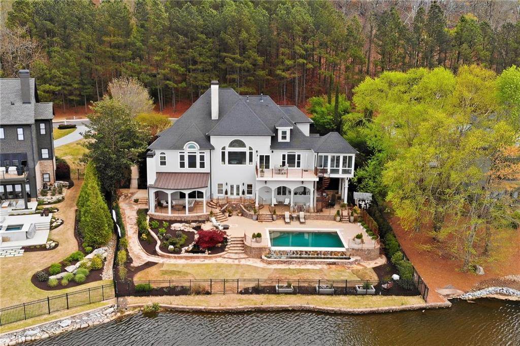 641 Shore Drive - Photo 1