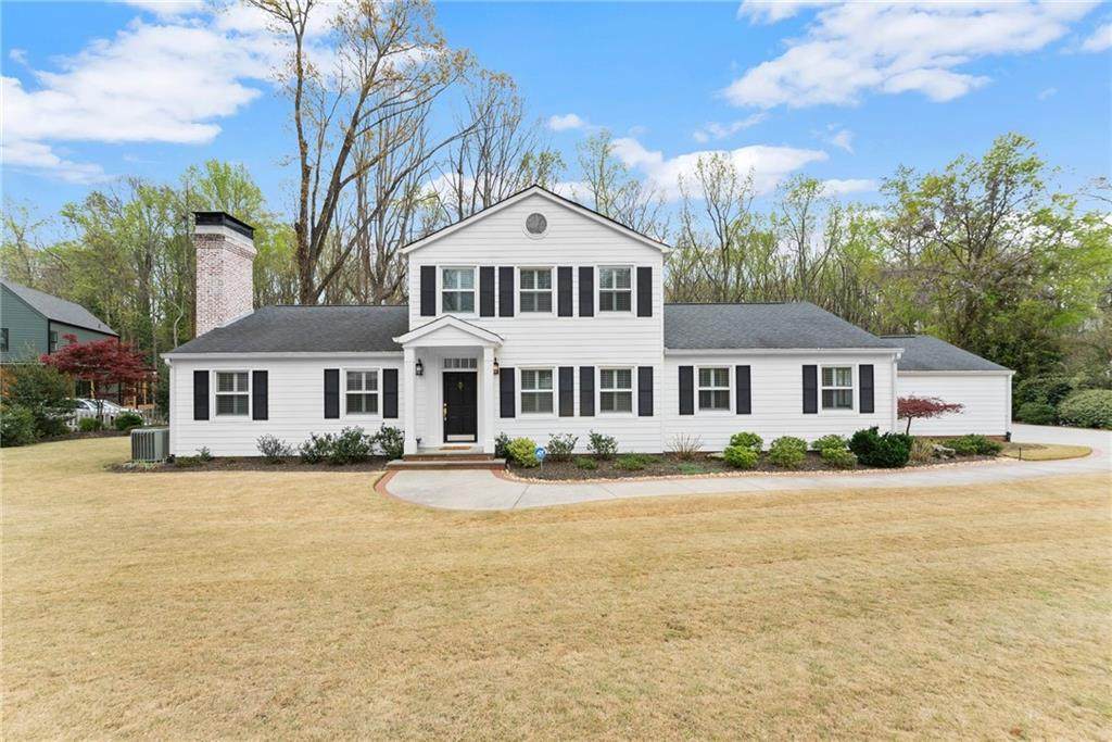 669 Dixon Drive - Photo 1