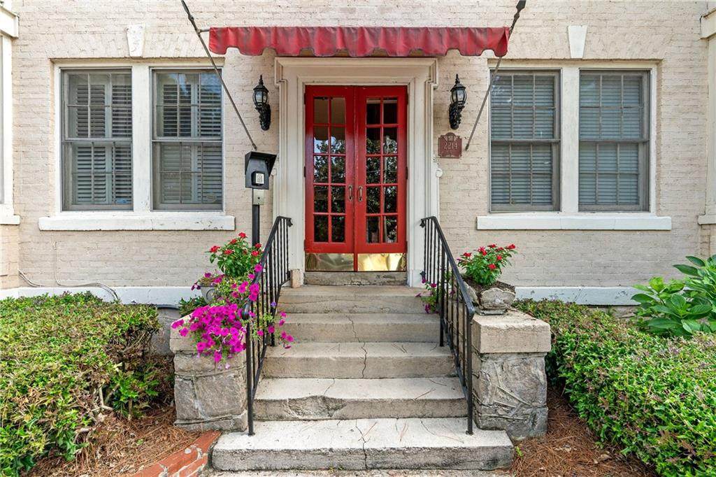 2214 Peachtree Road - Photo 1
