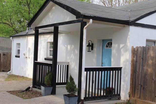 1076 Grant Way - Photo 1