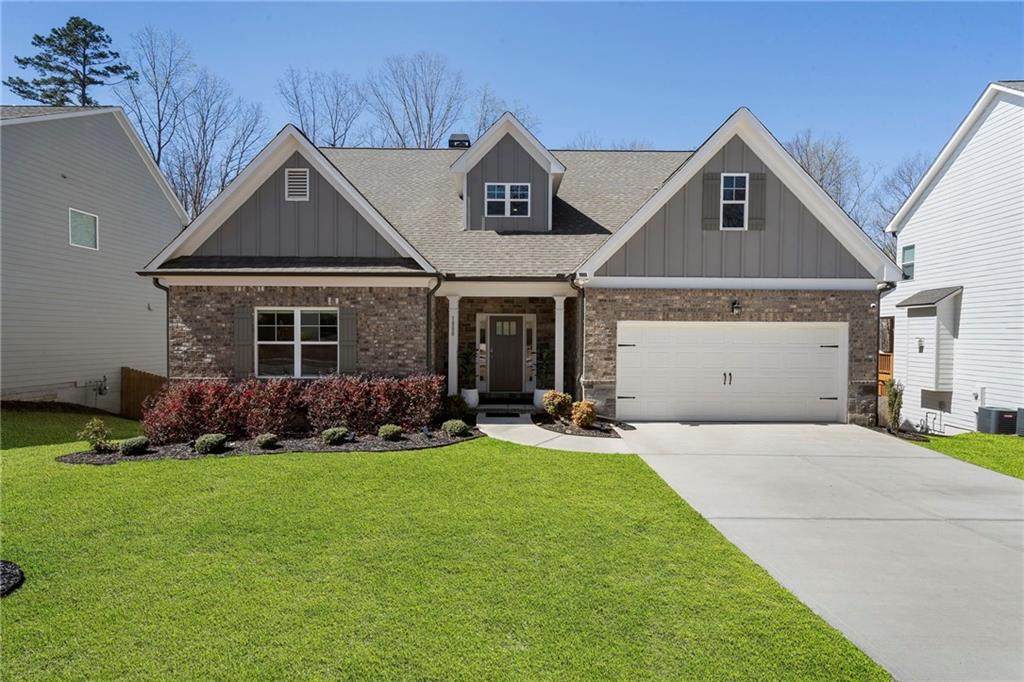 1880 Grand Lanier Drive - Photo 1