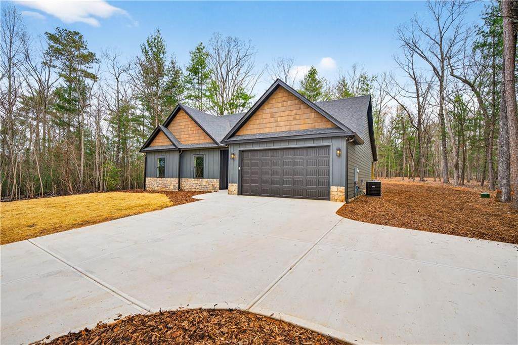472 Walnut Ridge Lane - Photo 1