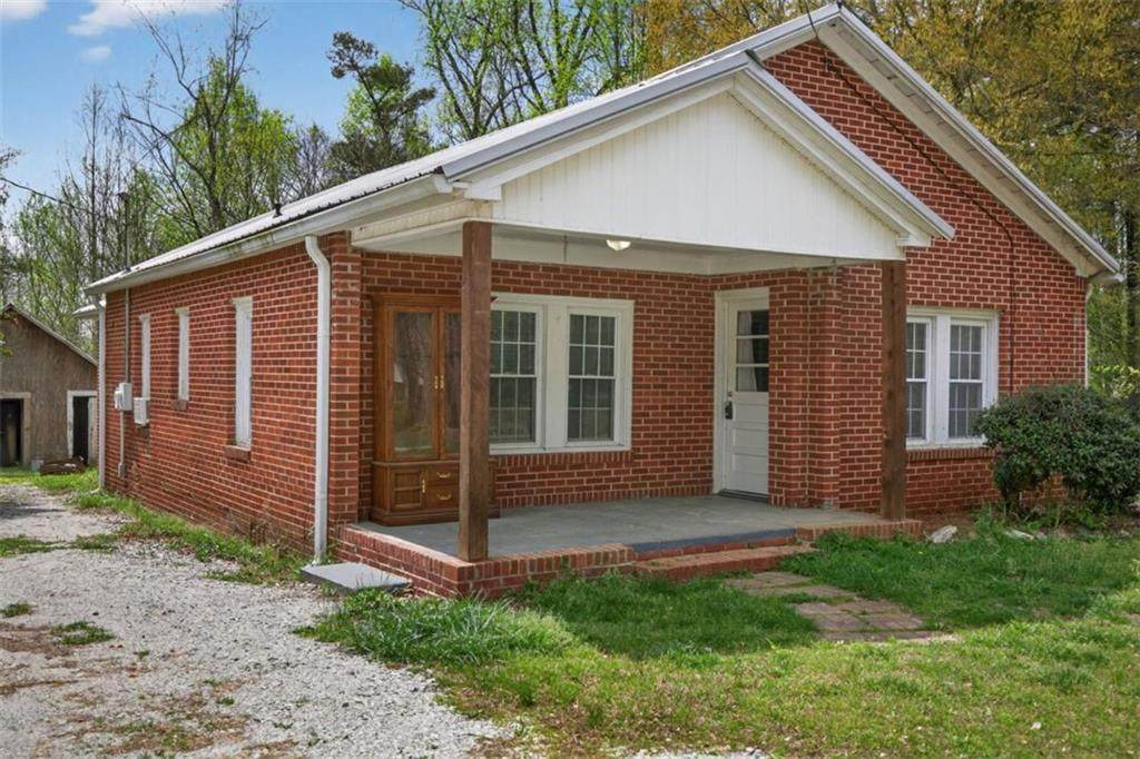 1817 Buncombe Waco Road - Photo 1
