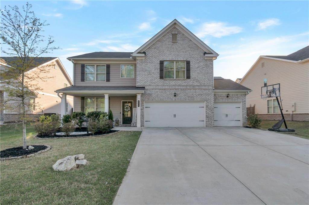 477 Oaklawn Park - Photo 1