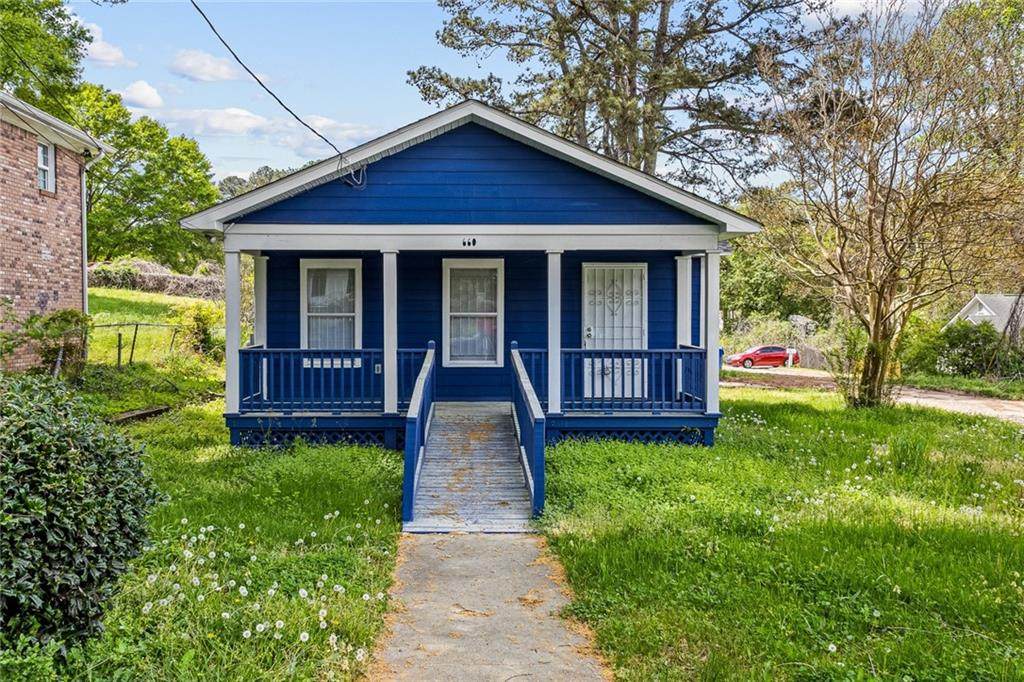 660 Cedar Avenue - Photo 1