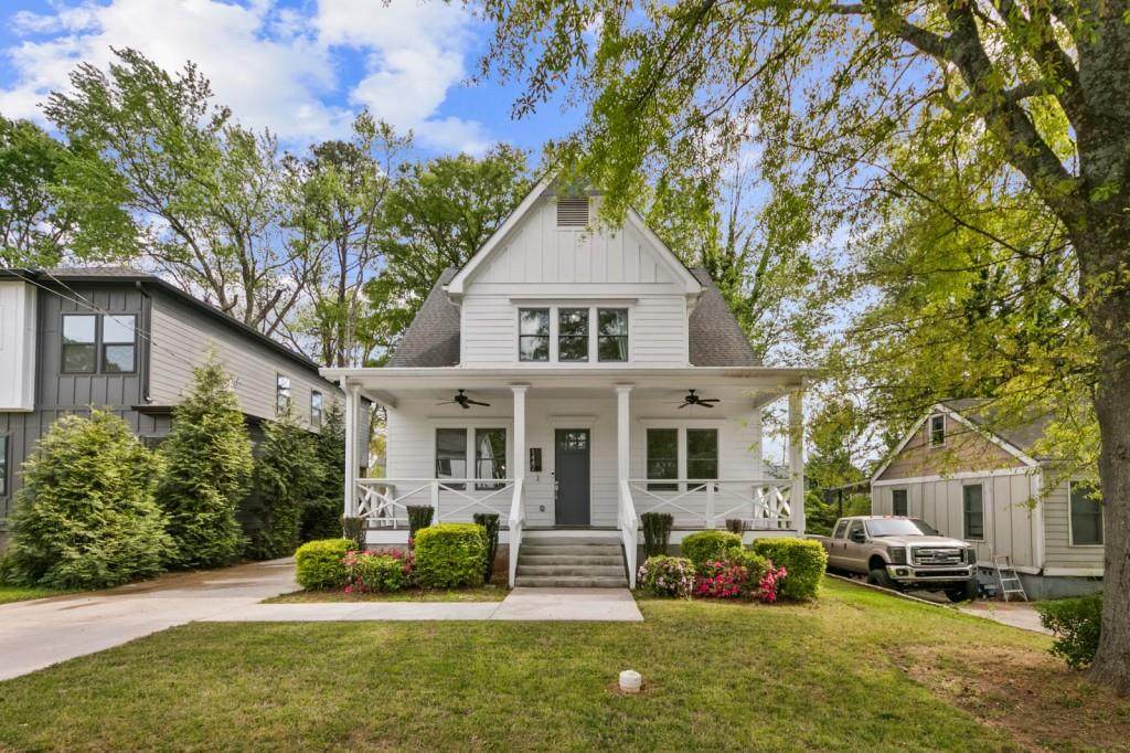 1442 Mercer Avenue - Photo 1