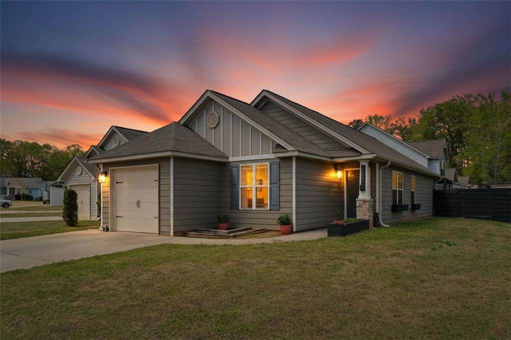 2362 Glebe Court - Photo 1