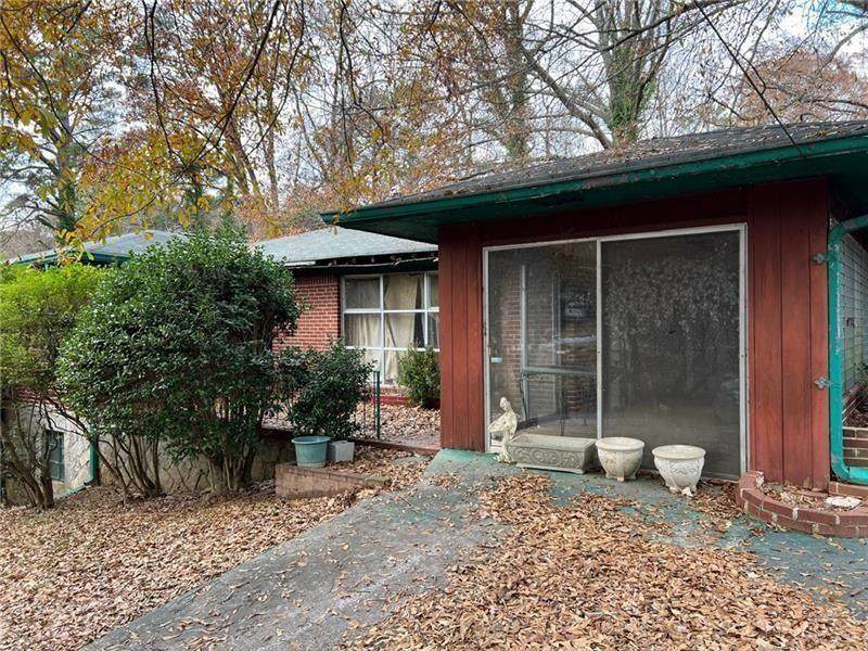 1581 Woodland Circle - Photo 1