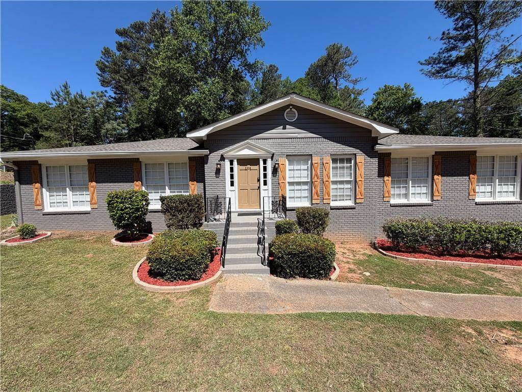 3336 Camelot Drive - Photo 1