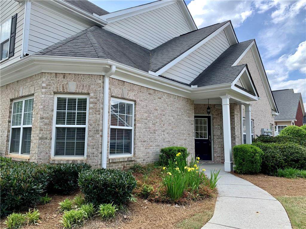 1733 Oakbrook Lane - Photo 1