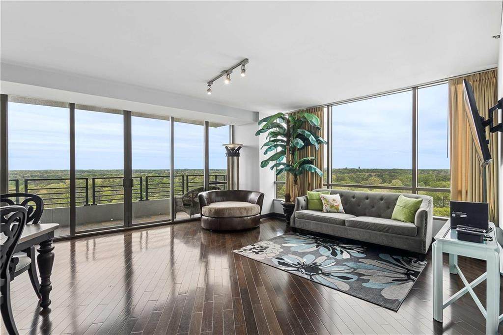 700 Park Regency Place - Photo 1