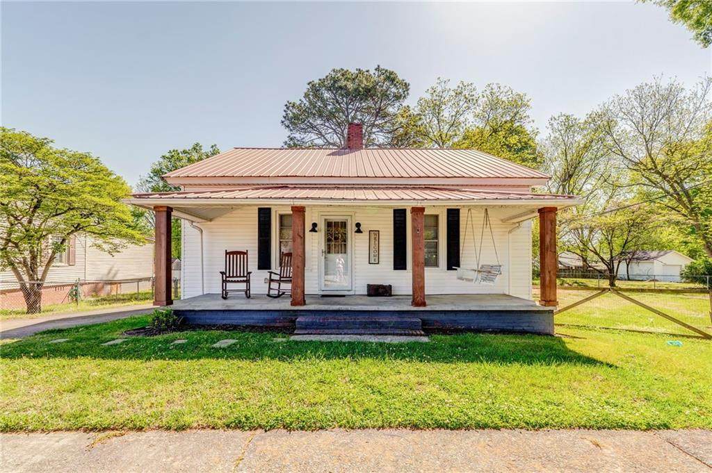 33 Elm Street - Photo 1
