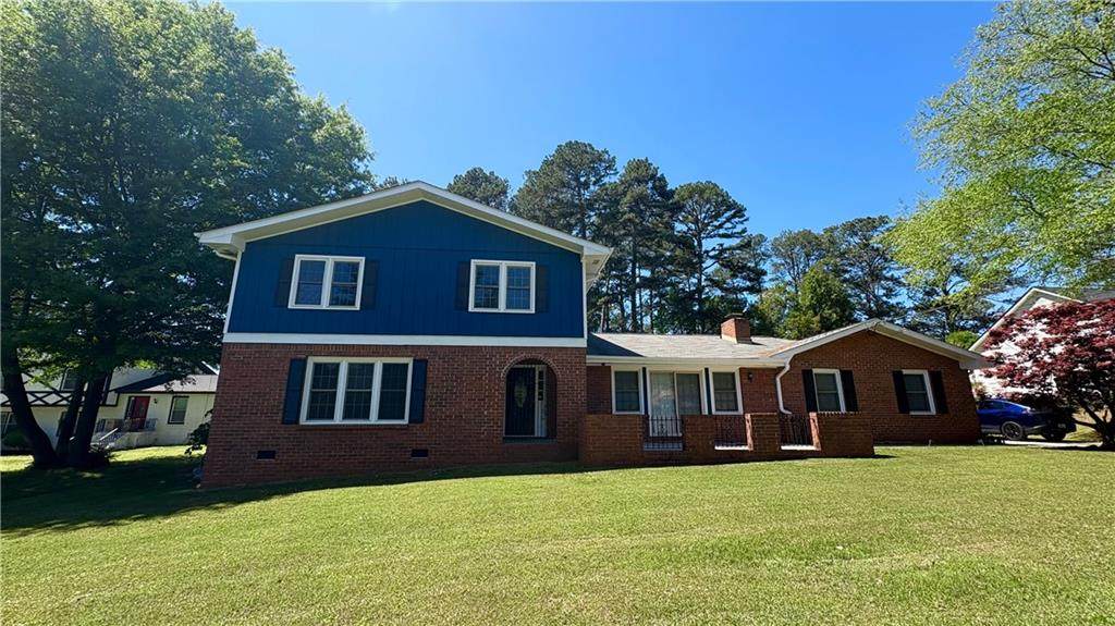 2421 Fieldstone Drive - Photo 1