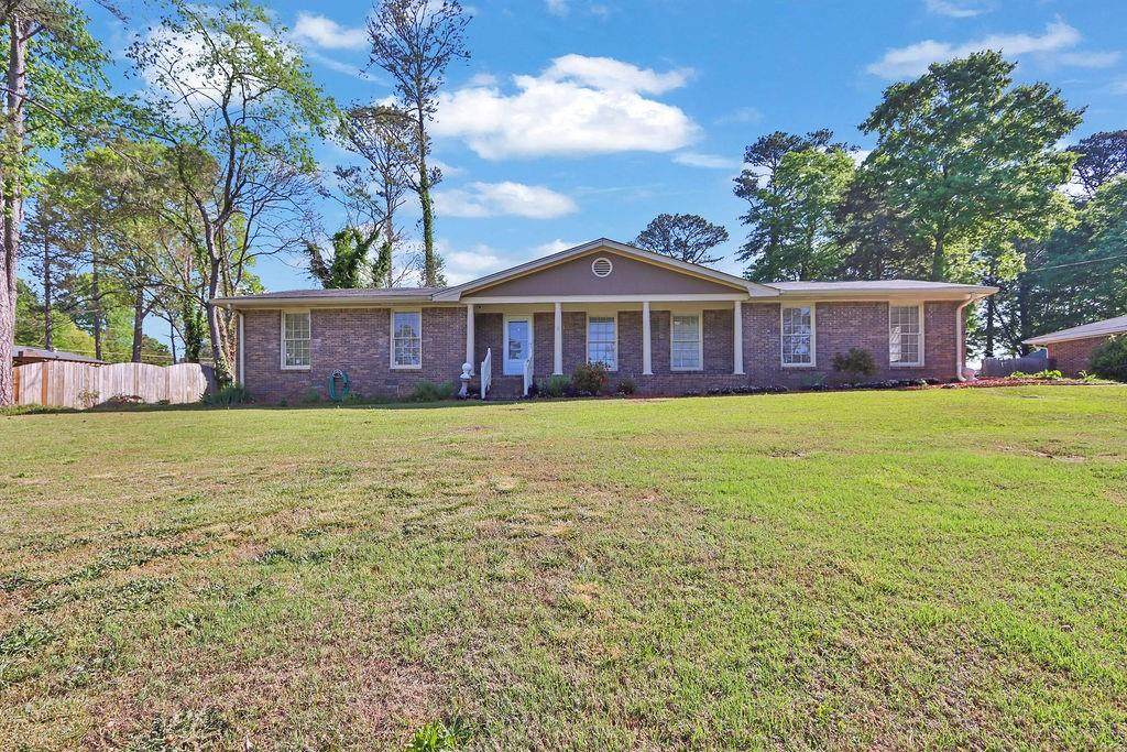 2681 Kings Circle - Photo 1
