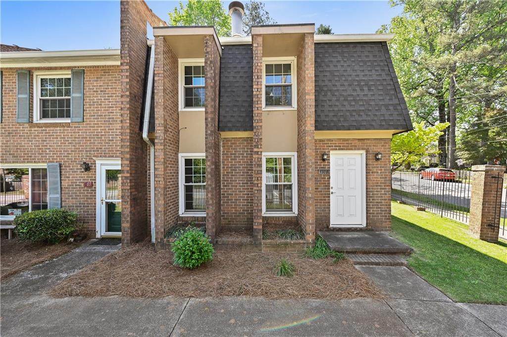 1101 Scott Boulevard - Photo 1