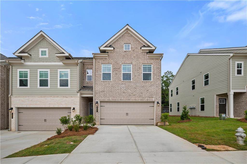 201 Abbotts Crossing Circle - Photo 1
