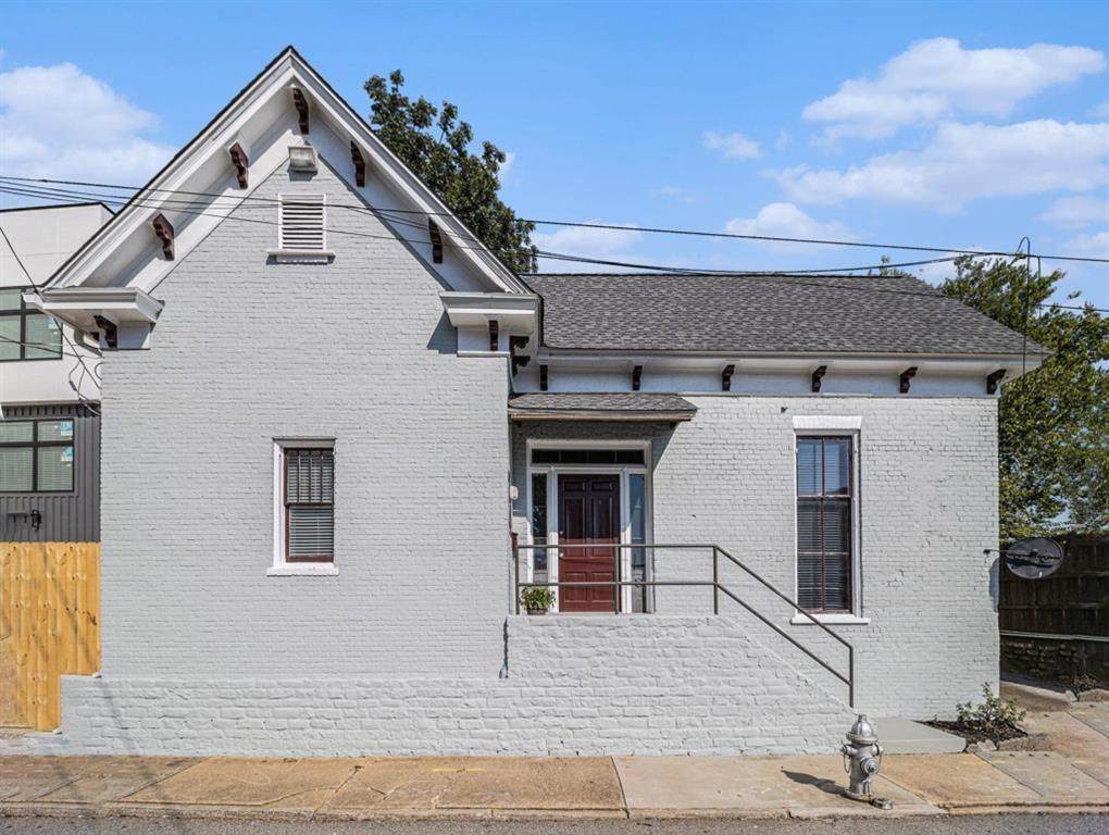 74 Boulevard - Photo 1