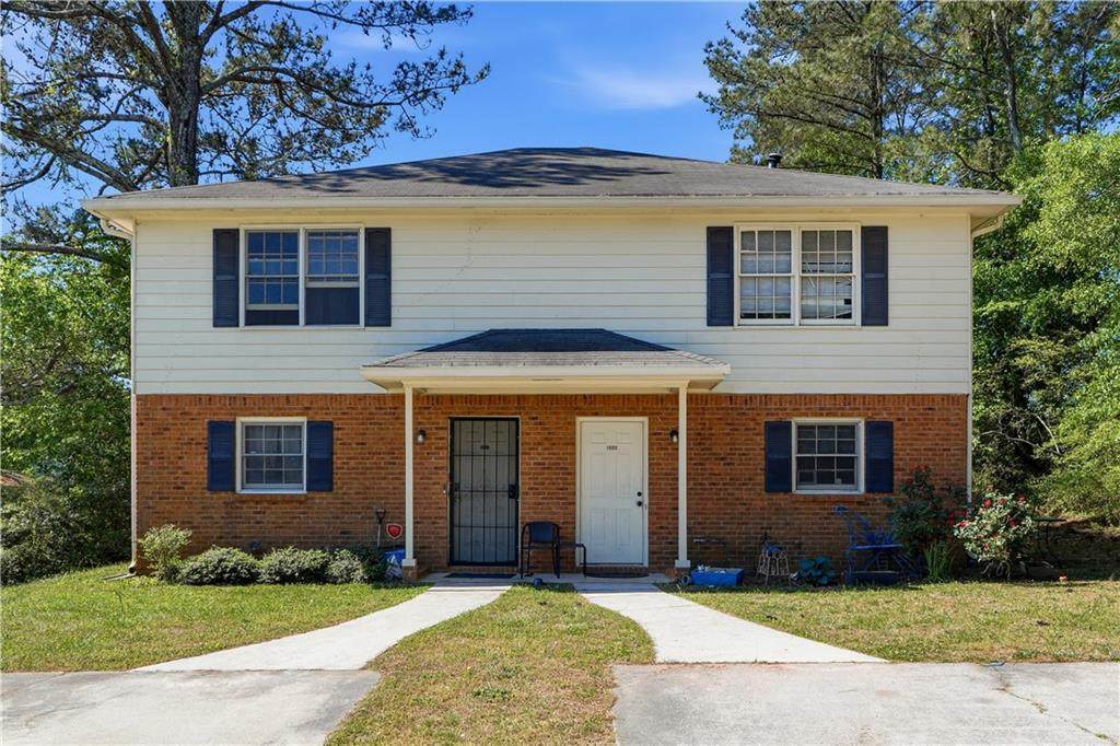 1600 Riverside Trail - Photo 1