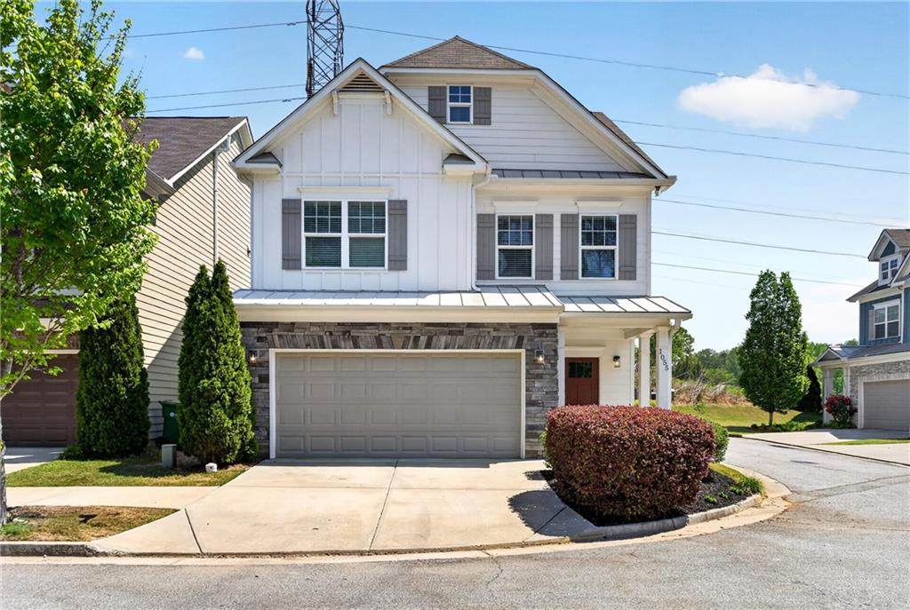 1055 Johnson Grove - Photo 1