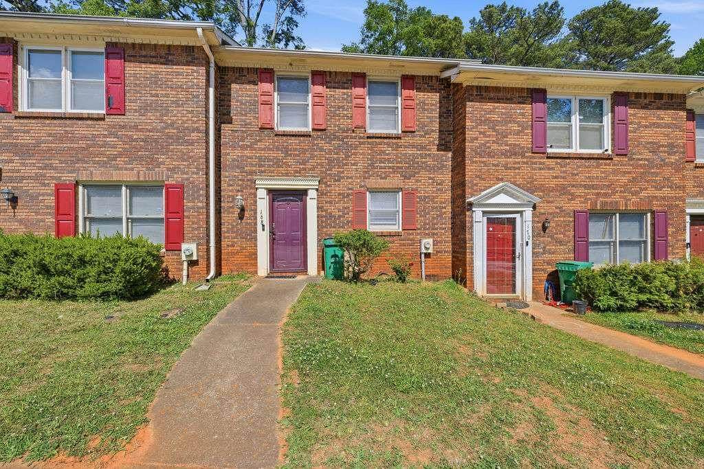 168 Walter Way - Photo 1