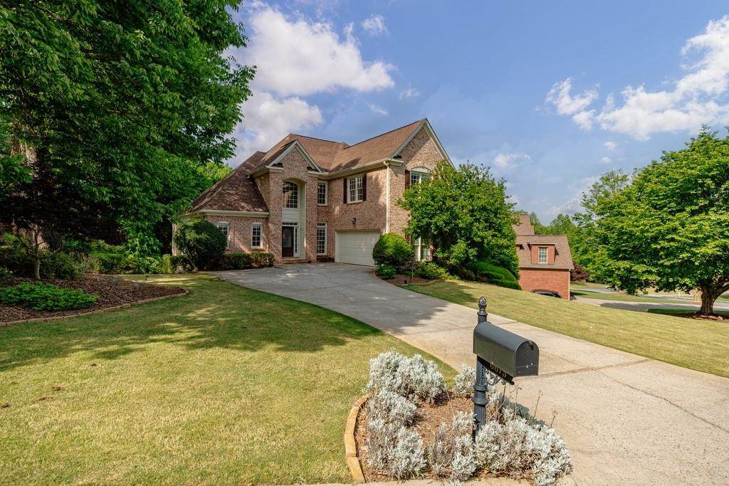 6675 Olde Atlanta Parkway - Photo 1