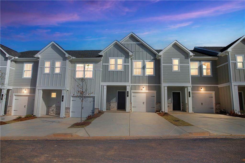 1150 Hunter Trail - Photo 1