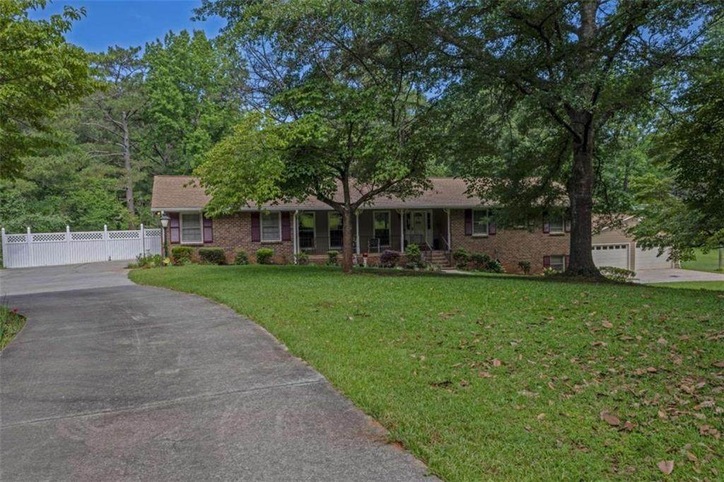 183 Inman Road - Photo 1