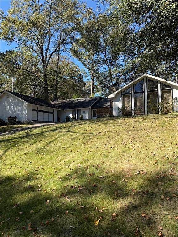 392 Greenfield Court - Photo 1
