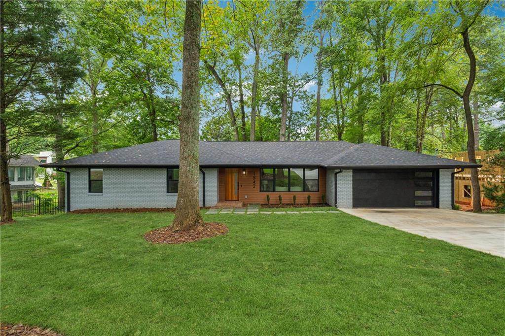 1542 Lavista Road - Photo 1