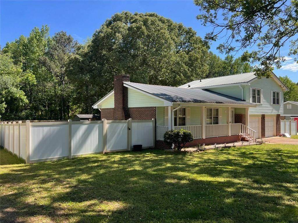 2768 Majestic Circle - Photo 1