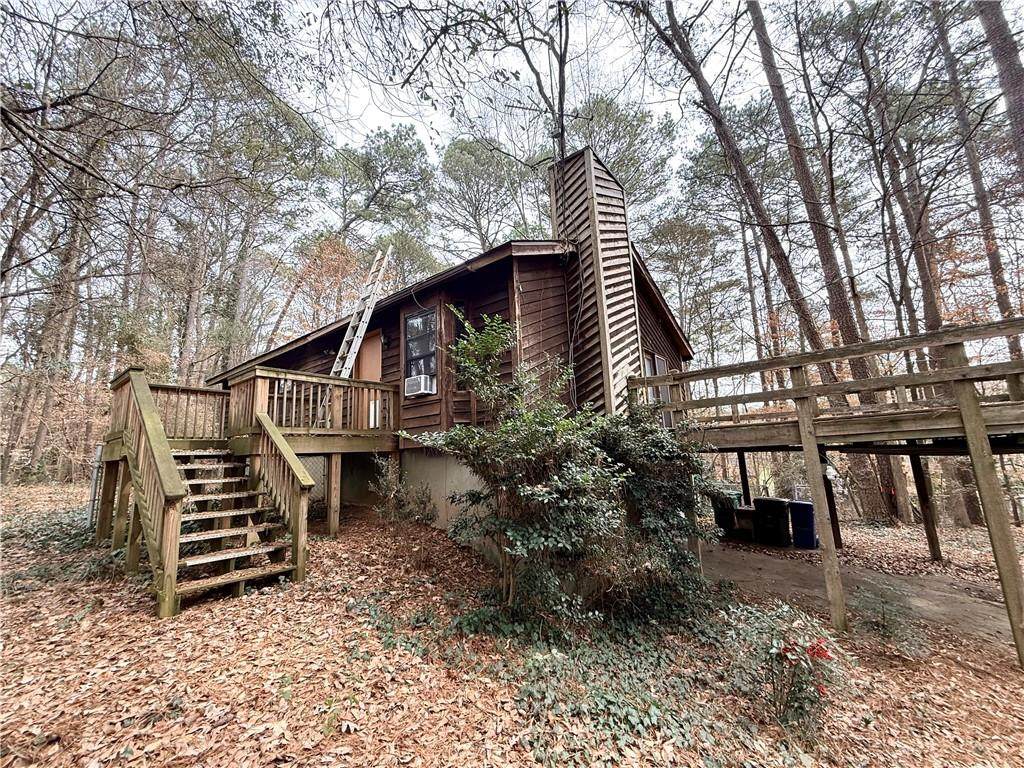 2832 Concord Drive - Photo 1