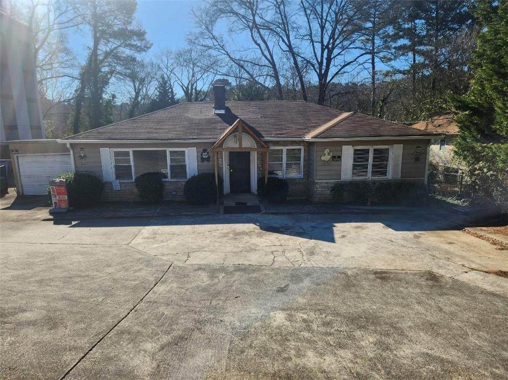1909 Flat Shoals Road - Photo 1