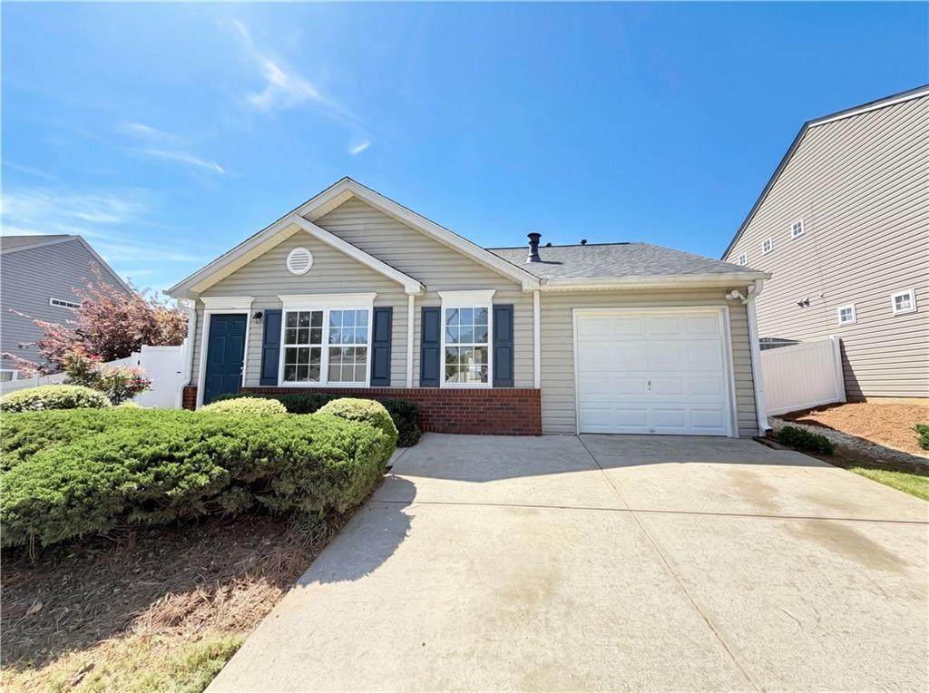 503 Oakleaf Court - Photo 1