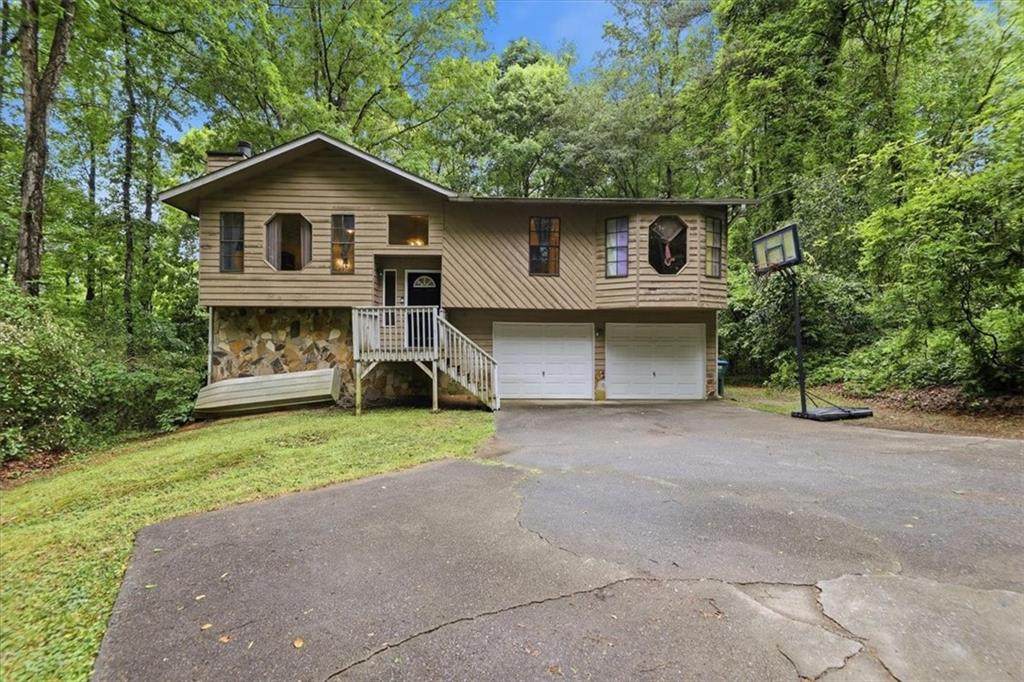 3055 Malvern Drive - Photo 1