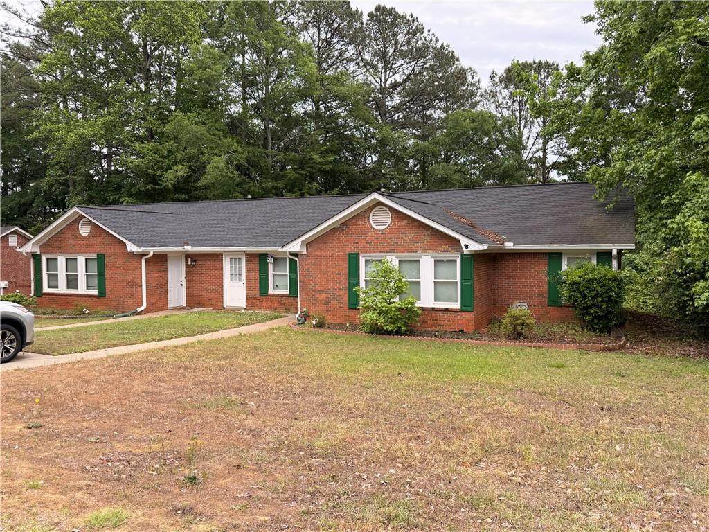 1916 Patterson Circle - Photo 1