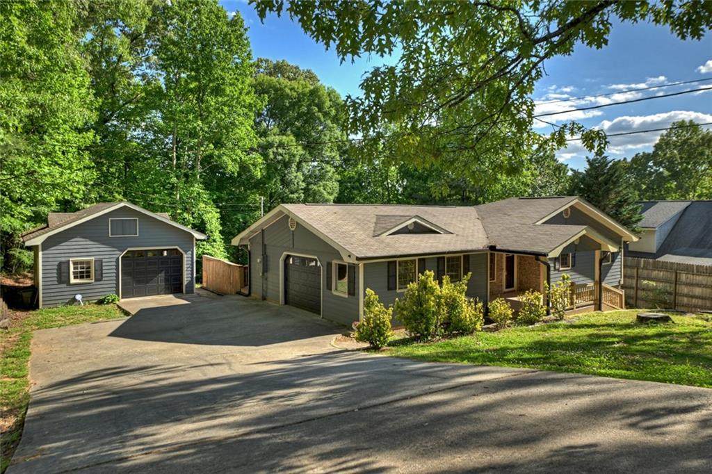 317 Hideaway Place - Photo 1