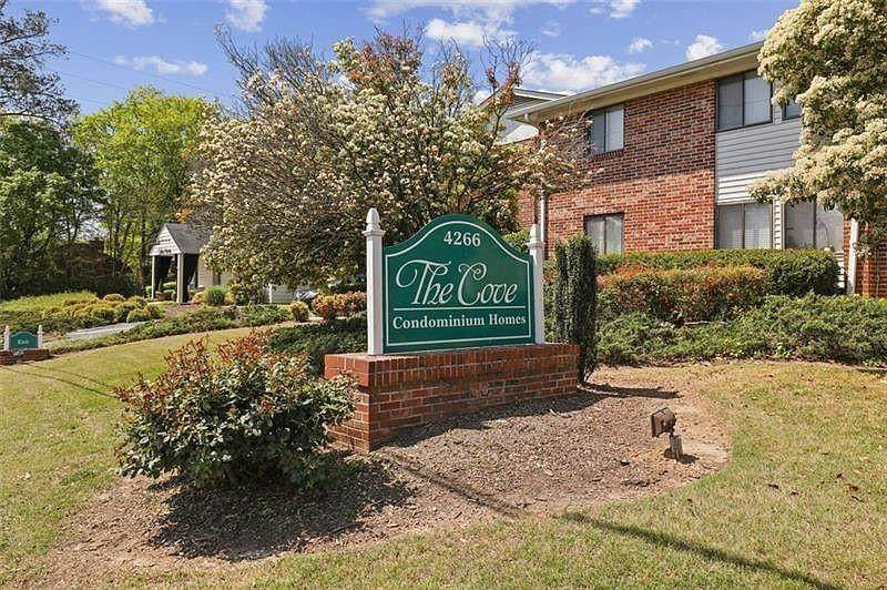 4266 Roswell Road - Photo 1