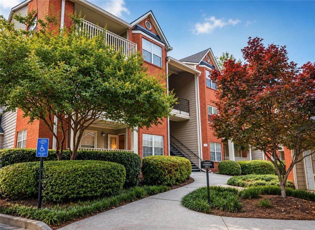 2043 Chastain Park Court - Photo 1