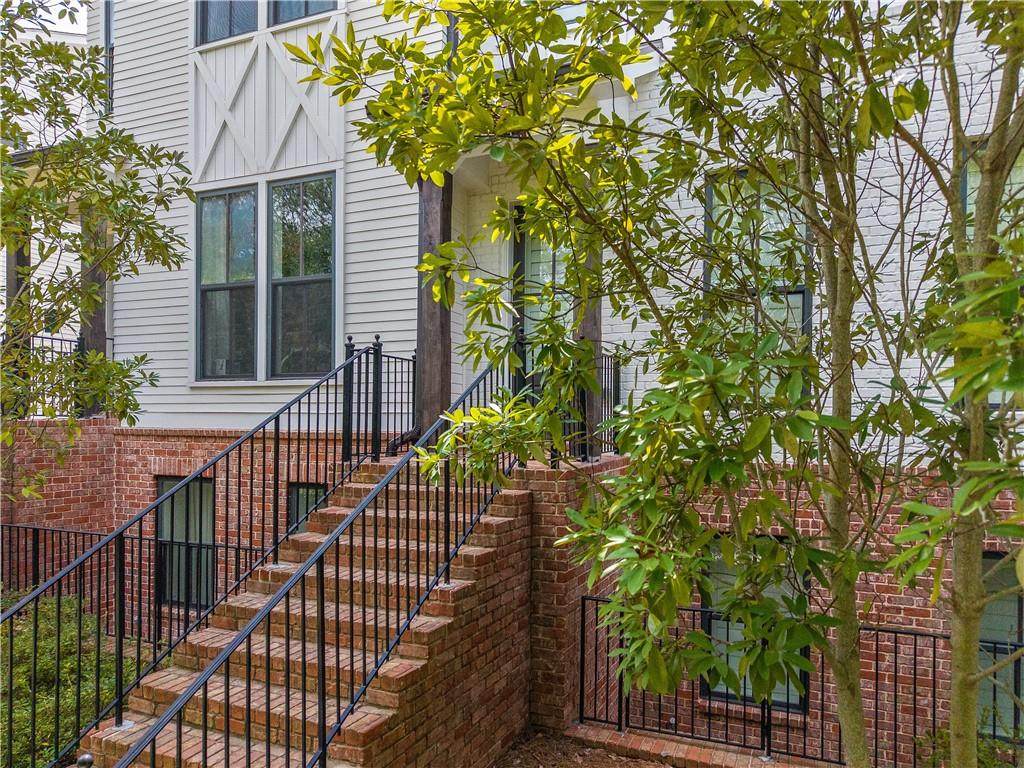 213 Phillips Lane - Photo 1