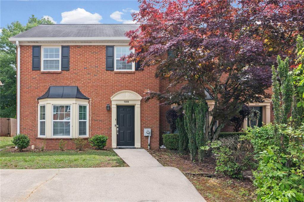 1566 Paces Ferry North Drive - Photo 1
