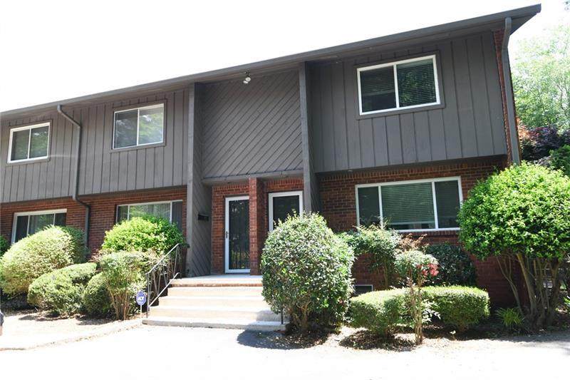 1604 Briarcliff Road - Photo 1