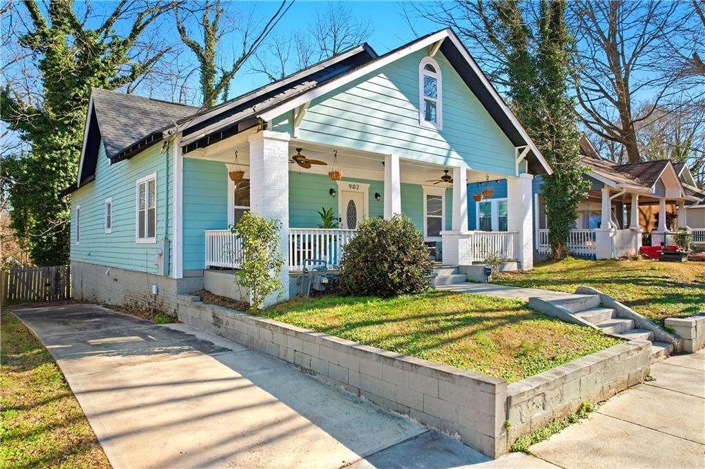 902 Gaston Street - Photo 1