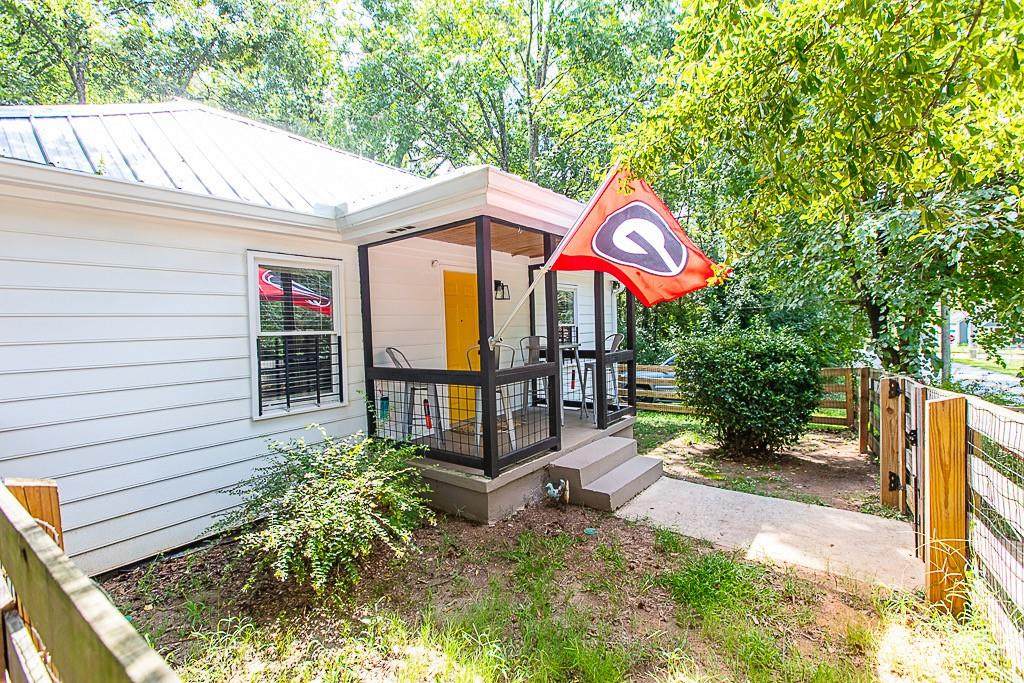 236 Peter Street - Photo 1