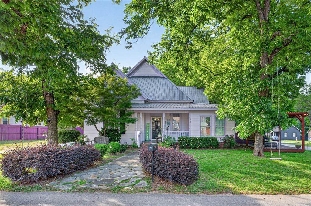 178 Hamilton Avenue - Photo 1
