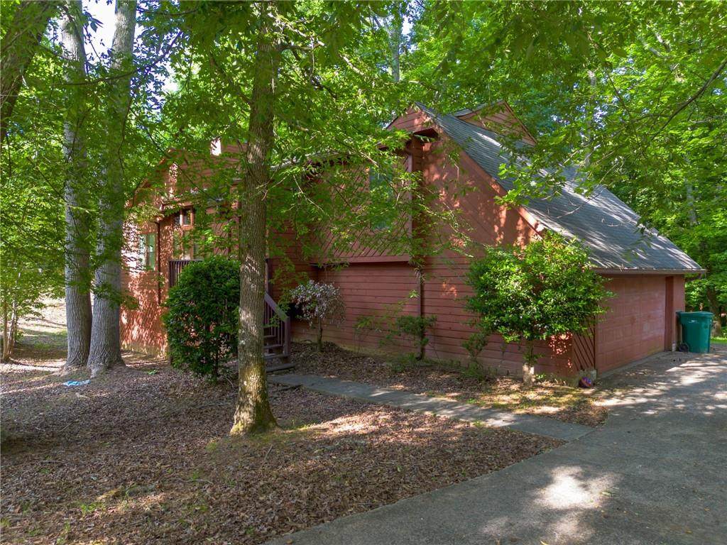 4477 Pine Hill Terrace - Photo 1