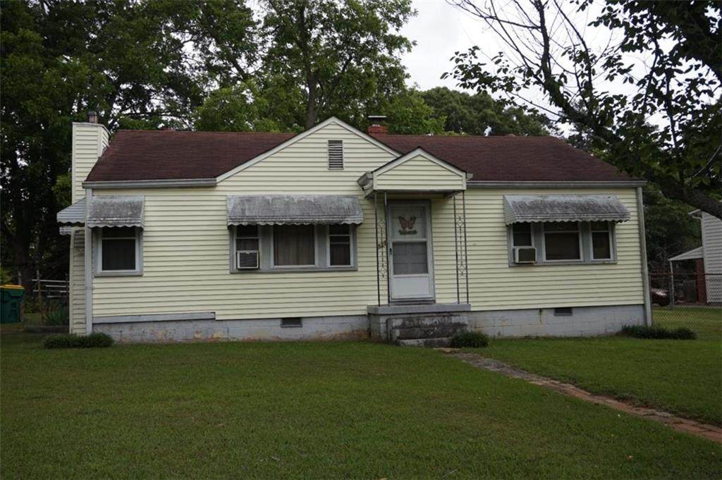 829 Warren Drive - Photo 1