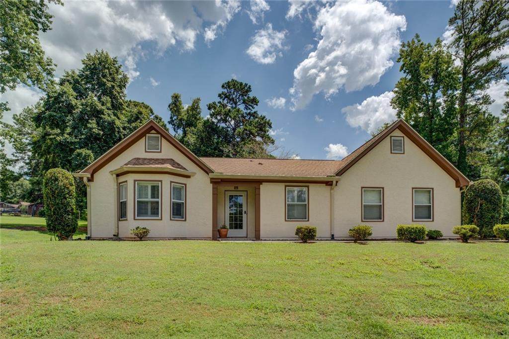 4938 Lake Forest Dr - Photo 1